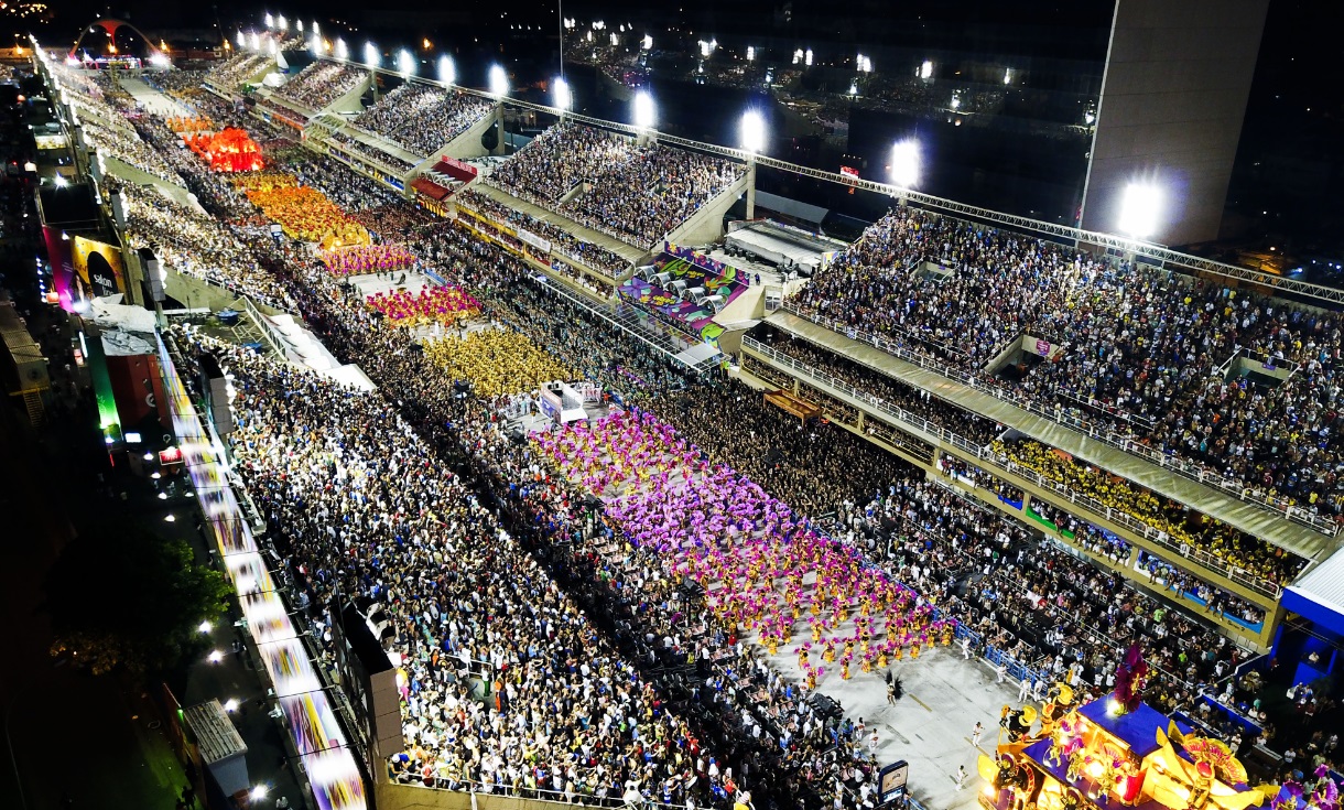 Desfile de carnaval en el Sambódromo